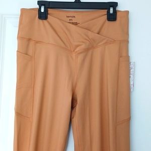NWT Kensie Crossover Band Leggings